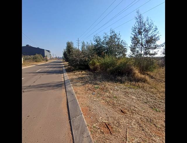 1.60HA VACANT LAND FOR SALE IN HIGHBURY